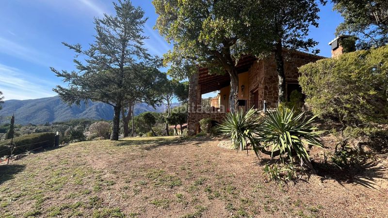 Foto ec10048e-e384-4eeb-b768-034d5a71179e. Chalet oportunidad, casa en venta con unas preciosas vistas al montseny y las agudes, en una zona privilegiada. en Arbúcies