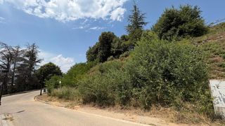 Wohngrundstück in De l'arç 1. Exclusiva parcela esquinera urbana de 500 m2 con espectaculares
