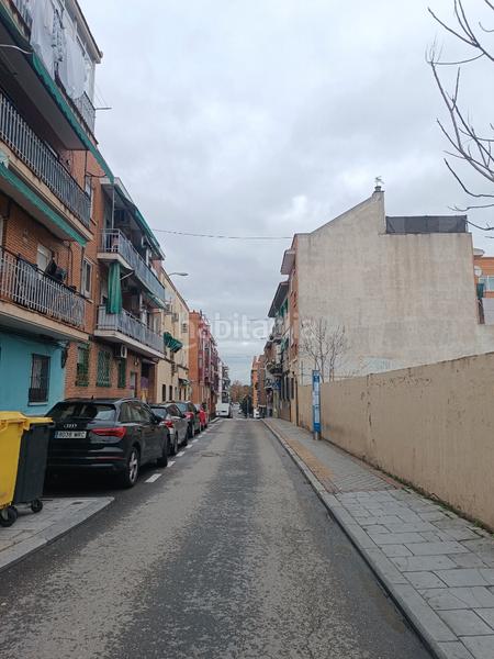 Foto 88a71559-c24b-4e69-a5f1-68b95f879828. Alquiler parking coche plaza de garaje en alquiler renfe villaverde bajo en Madrid