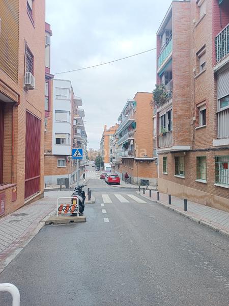 Foto 944665bf-3378-4aac-ba6a-1d1daae3d6b0. Alquiler parking coche plaza de garaje en alquiler renfe villaverde bajo en Madrid