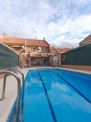 Chalet  Plaza pintor guerrero malagón. Excelente vivienda para entrar a vivir