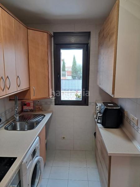 Foto aab03cd9-37a8-4c9f-ab69-971e90644819. Pis amb calefacció aparcament a Villaluenga de la Sagra