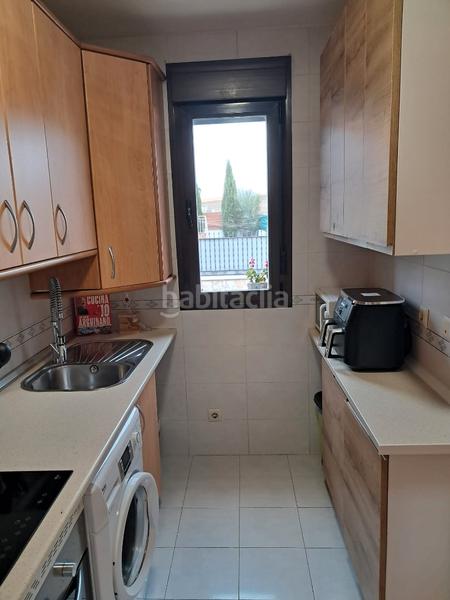 Foto f33161f6-d282-496f-83b2-d5da0bb6a6e9. Pis amb calefacció aparcament a Villaluenga de la Sagra