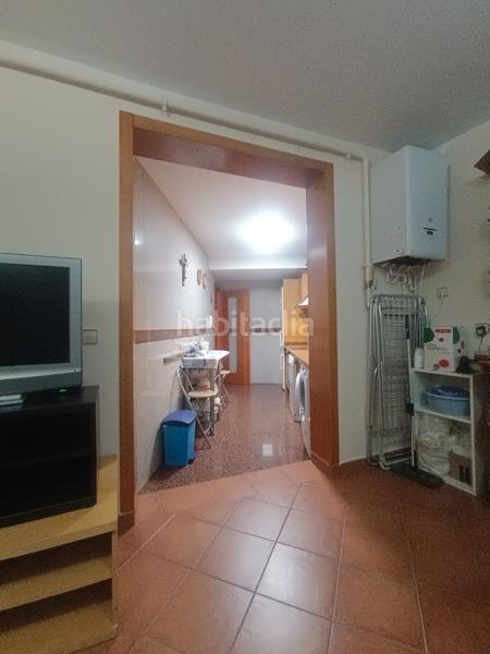 Foto 73ea8d70-f693-4fe1-843c-f46066cd1549. Miete dachwohnung mit heizung parking in Villaverde Alto Madrid