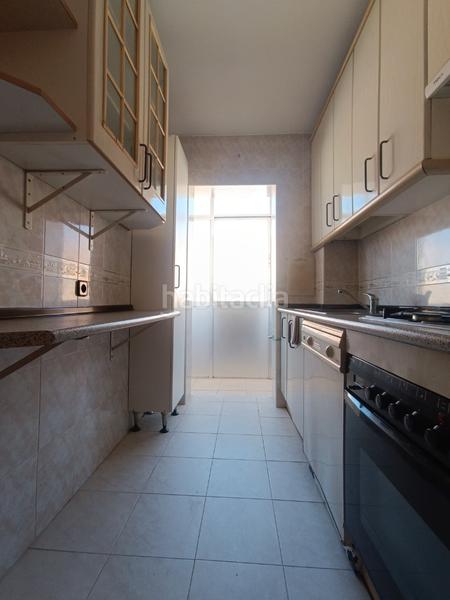 Foto 8a21107b-dfc9-4fbb-ba65-c9333276465a. Piso  muy bien ubicado, en Villaverde Alto en Madrid