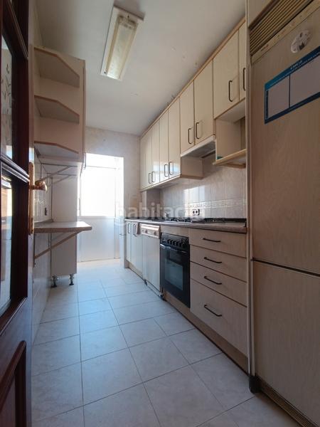 Foto cbf5a420-7048-4f61-8169-87ce8eea5d22. Piso  muy bien ubicado, en Villaverde Alto en Madrid