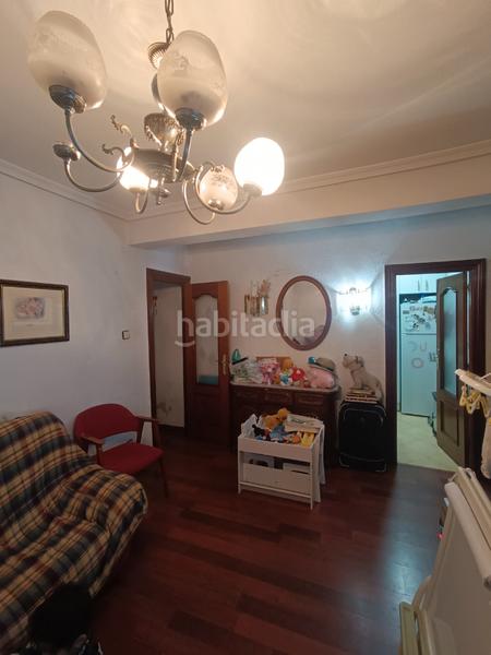 Foto eca8e421-01e7-497a-a62a-b4073d56be9a. Pis amb calefacció a Los Rosales Madrid