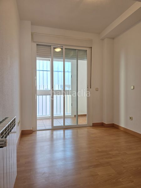 Foto 868fd7f6-1422-465b-962c-56b044d38c2e. Pis amb calefacció a Puerta Bonita Madrid