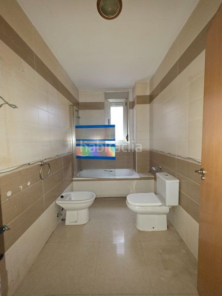 Foto 16f0f63c-d0fa-477a-8984-fb5ed7d43eab. Pis amb piscina a Pintores-Ferial Parla
