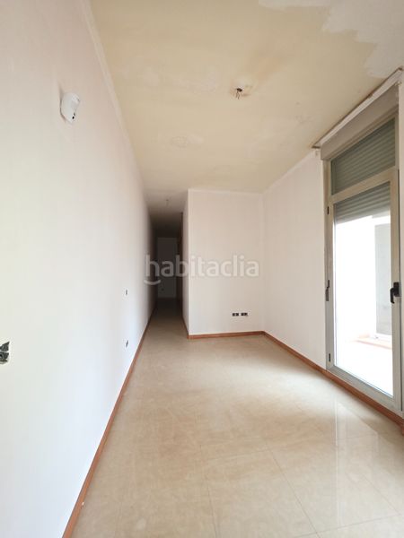 Foto 69ce5613-eb9f-4067-8c80-42c481fae6e1. Pis amb piscina a Pintores-Ferial Parla