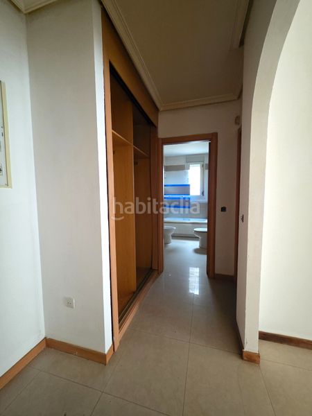 Foto 7b3e0f74-23d5-4965-bfdb-67cd00f637e4. Pis amb piscina a Pintores-Ferial Parla