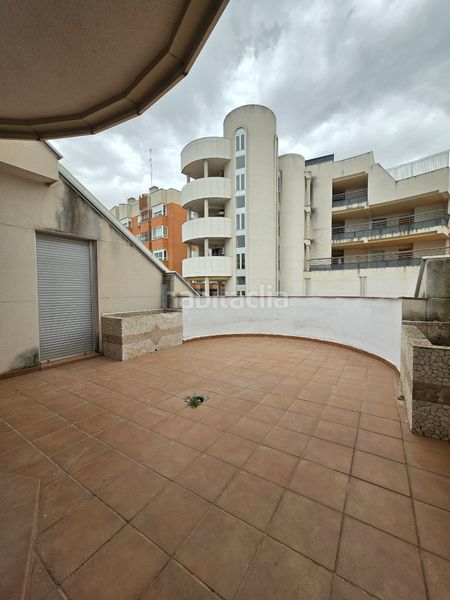 Foto 7e681c0d-36bb-4987-8ac4-ef8e3a38ea3e. Pis amb piscina a Pintores-Ferial Parla