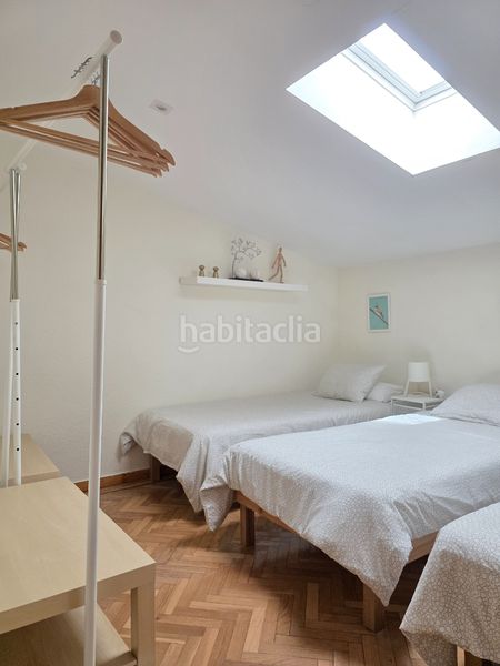 Foto cbda5a32-9b73-4cc2-bfdc-3a1d4d5a2411. Dúplex amb calefacció a Sol Madrid