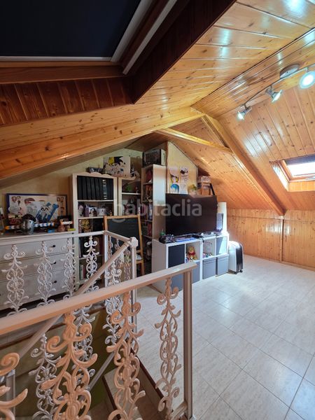 Foto 31220a2f-e06b-4636-9945-043df8c6107c. Casa adossada amb calefacció aparcament a Perales del Río Getafe
