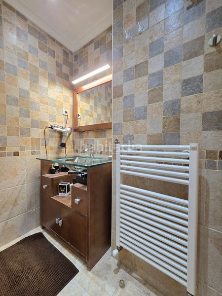 Foto 4910cf4b-4db8-43ac-94b5-10297398c8f7. Casa adossada amb calefacció aparcament a Perales del Río Getafe