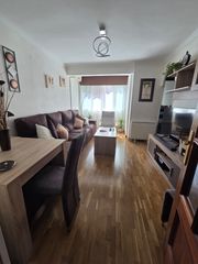 Flat  Calle moncada. Vivienda reformada y con calidades de 3 dormitorios y con ascens