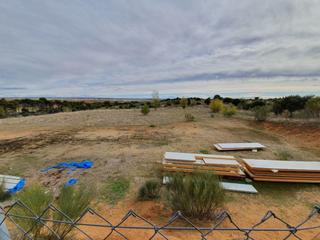 Finca rústica en Carretera de ajalvir 11. Parcela rústica 3857m² muy llana, junto carretera, vallada, pozo