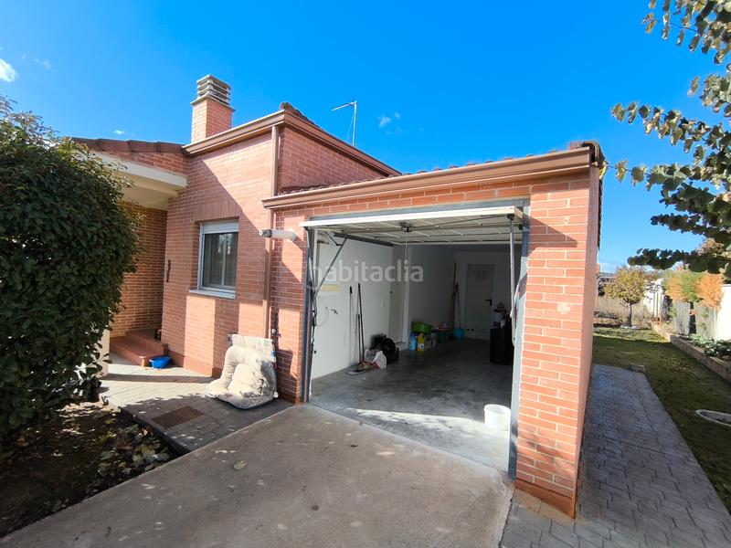 Foto 0585e7b4-b7ff-4a4a-a376-ad1b49b54beb. Xalet amb xemeneia calefacció aparcament a Galápagos