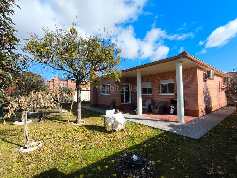 Foto 18b319f0-2e87-443d-9744-2c3c14095bc8. Xalet amb xemeneia calefacció aparcament a Galápagos