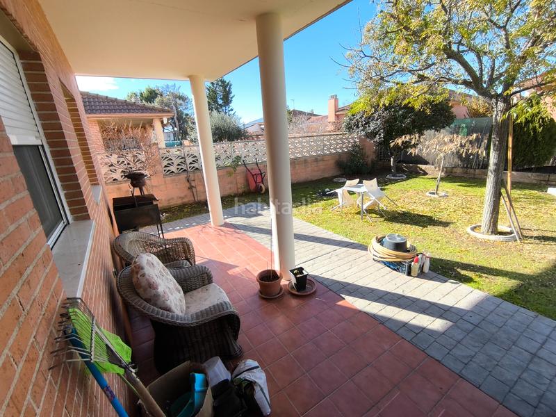 Foto fb8f6002-9ce4-4dc6-b153-676126d95dd6. Xalet amb xemeneia calefacció aparcament a Galápagos