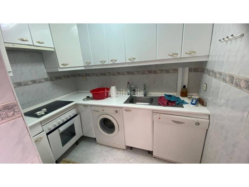 Foto 840e363b-cbf2-4f9c-8053-14102a105751. Casa aparellada a Cenicientos