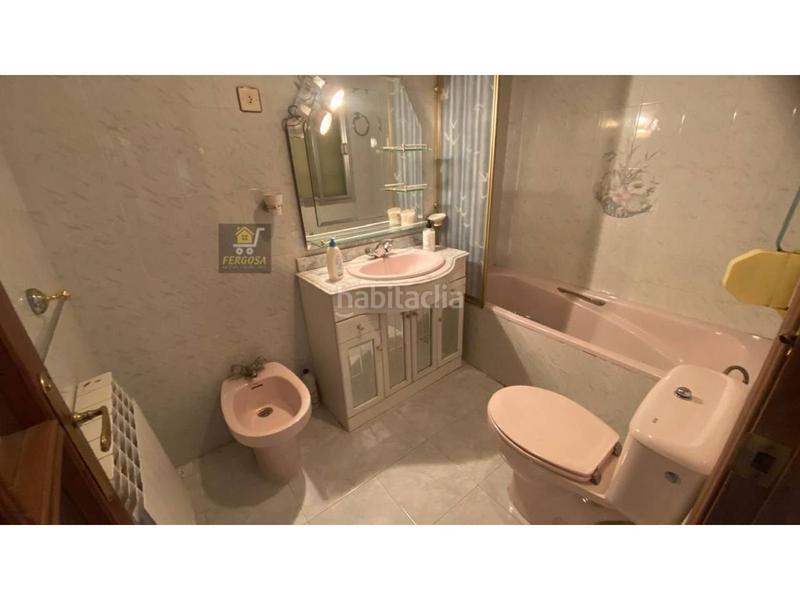 Foto bf02a338-b496-4a44-a599-7ba9bedd47ff. Casa aparellada a Cenicientos