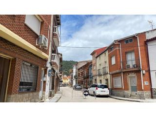 Casa aparellada en Cenicientos. Casa pareada en venta en cenicientos