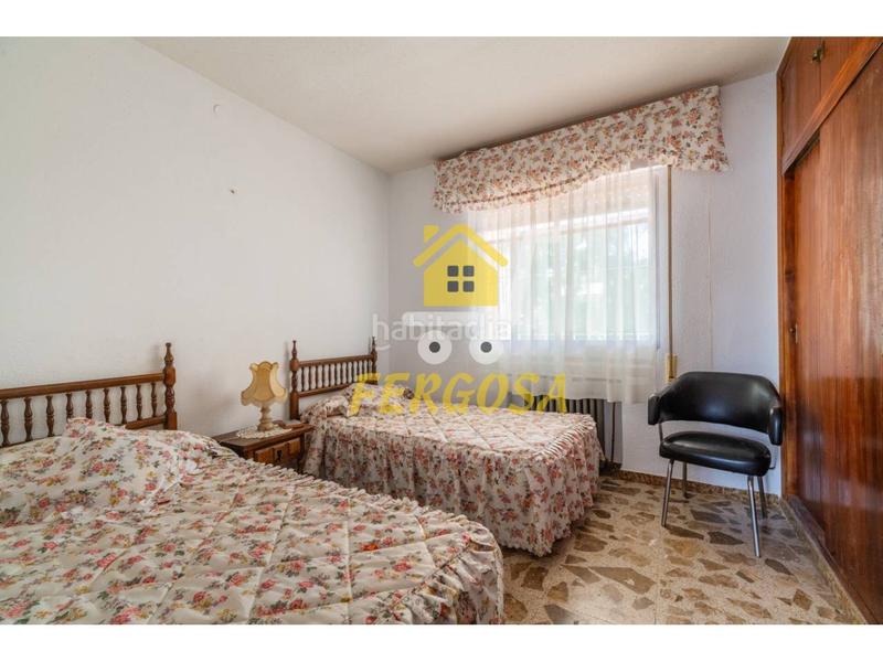 Foto 63523c70-fc82-4b8a-bee0-cd026c9eb693. Chalet  independiente en pinar en Almorox