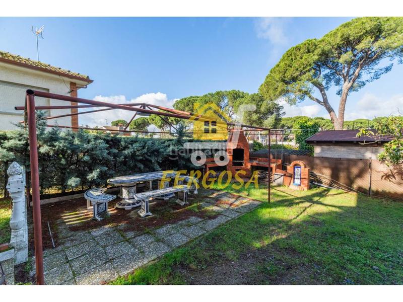 Foto 736a9e4c-6f46-4cce-b177-6191ad096630. Chalet  independiente en pinar en Almorox