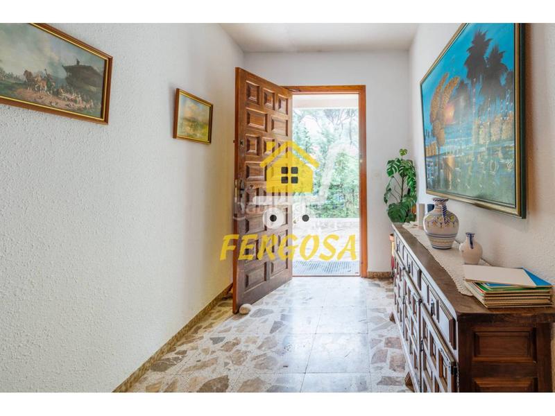 Foto aafd6925-83e3-47c0-9a63-54e645b5f351. Chalet  independiente en pinar en Almorox