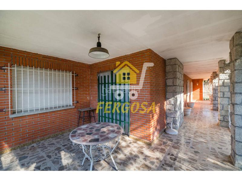 Foto ea7472fb-e818-418a-9cb9-56dd2d46bfdf. Chalet  independiente en pinar en Almorox