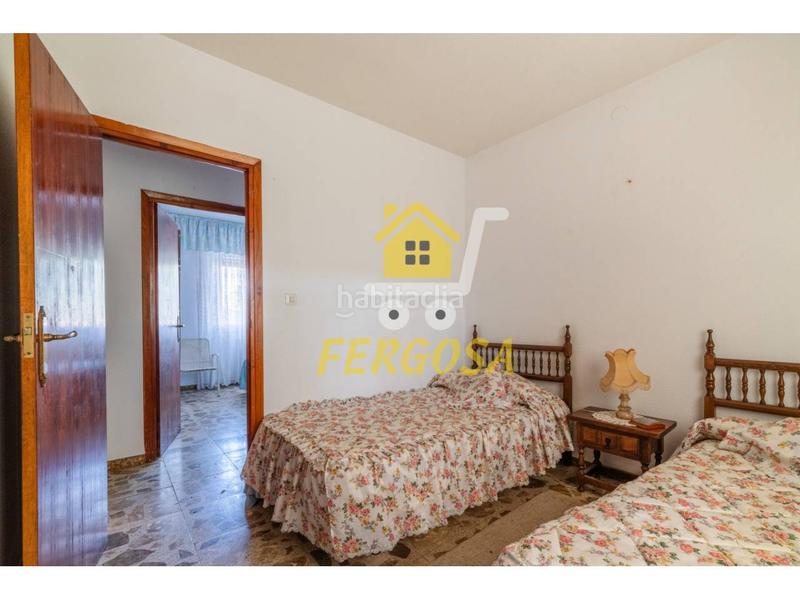 Foto f3d6fd68-e454-4bf9-a9c8-974042fb82ac. Chalet  independiente en pinar en Almorox