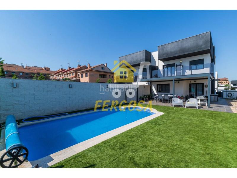 Foto e4ec7716-dcf4-4873-ae54-450c00271ee9. Casa pareada chalet pareado en La Dehesa - El Pinar Navalcarnero