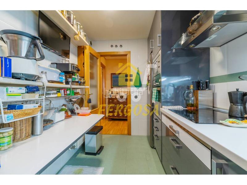 Foto 8cdc1f26-7b5e-4aad-b658-ca4b0472c49e. Appartamento con riscaldamento parcheggio piscina in Arroyomolinos