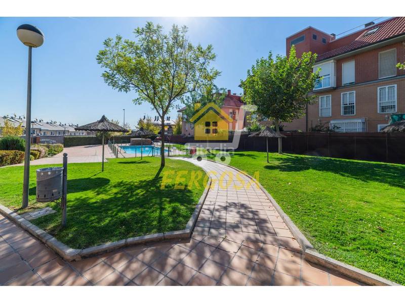 Foto b2d0546b-f86f-47c7-add1-179166c5f8a7. Appartamento con riscaldamento parcheggio piscina in Arroyomolinos