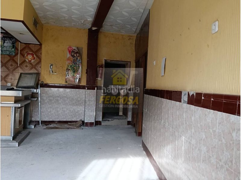 Foto 0e5d8dee-967d-4d5d-bb43-5341a3c49a54. Local commercial dans calle plaza de la constitucion 2 dans Nombela