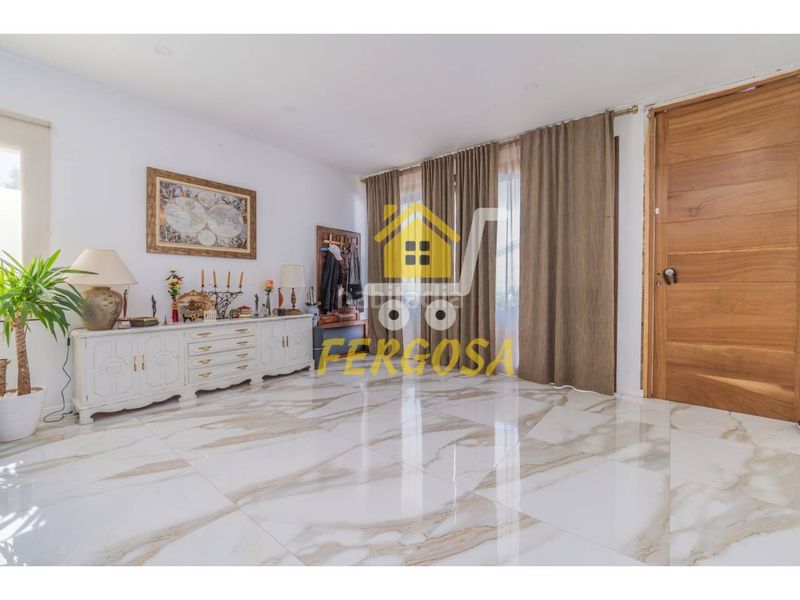 Foto 0416a905-d1a8-4f76-b730-b8124320e8e4. Casa amb calefacció aparcament piscina a Ventas de Retamosa (Las)