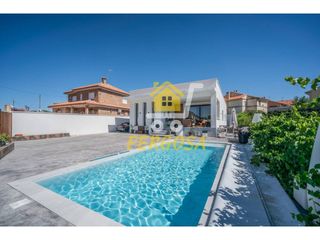Casa a Ventas de Retamosa (Las). Chalet exclusivo en venta.