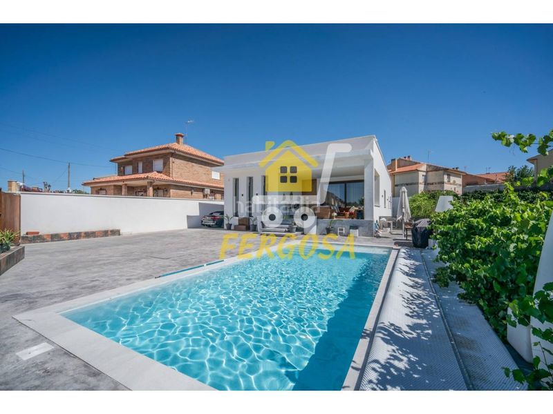 Foto e526ab06-fa53-4b3a-8694-569a6826626b. Casa amb calefacció aparcament piscina a Ventas de Retamosa (Las)