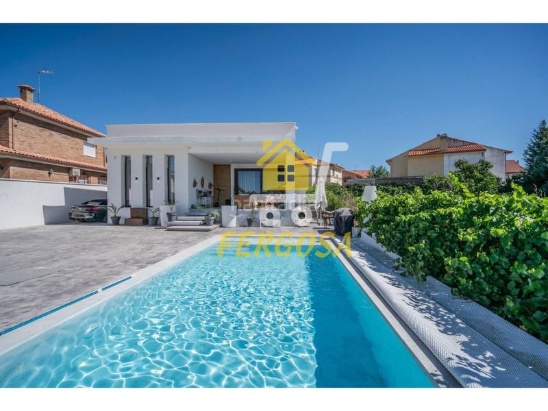 Foto fc336c5a-a9b2-488a-9586-0fbb54826a18. Casa amb calefacció aparcament piscina a Ventas de Retamosa (Las)