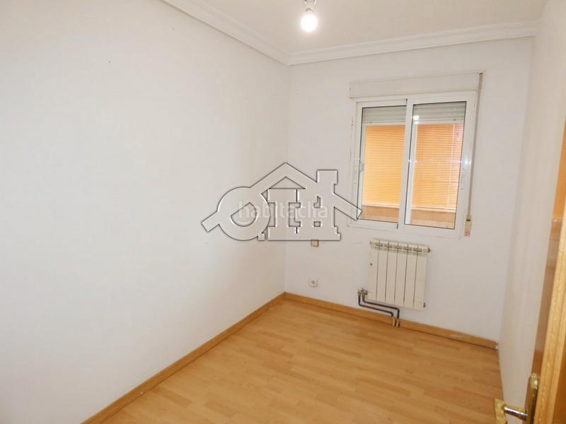 Foto c80adc5e-55bd-40c4-8e34-308791700b74. Appartamento con riscaldamento in Ciudad 70 Coslada