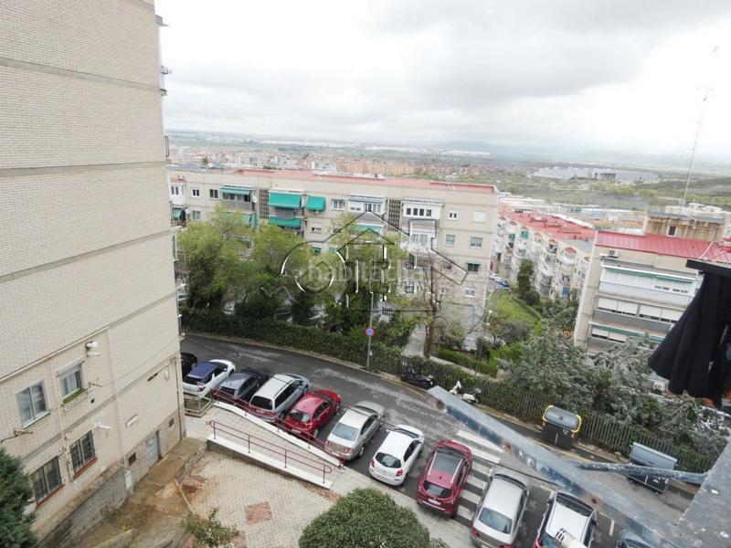 Foto c88e3715-efc1-42db-81ad-7c4758a660c7. Appartamento con riscaldamento in Ciudad 70 Coslada