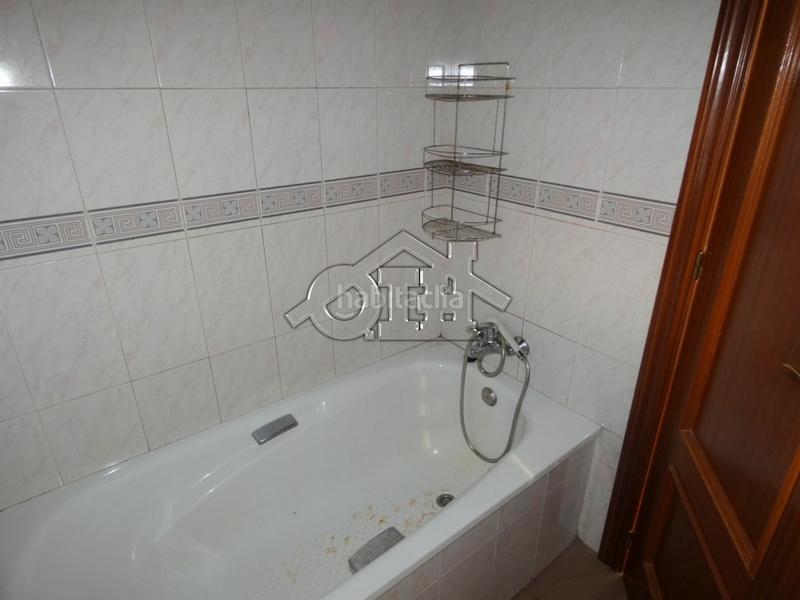 Foto 1731202a-9539-49c8-9053-cc914a8652f8. Àtic amb calefacció a Los Bloques Zamora