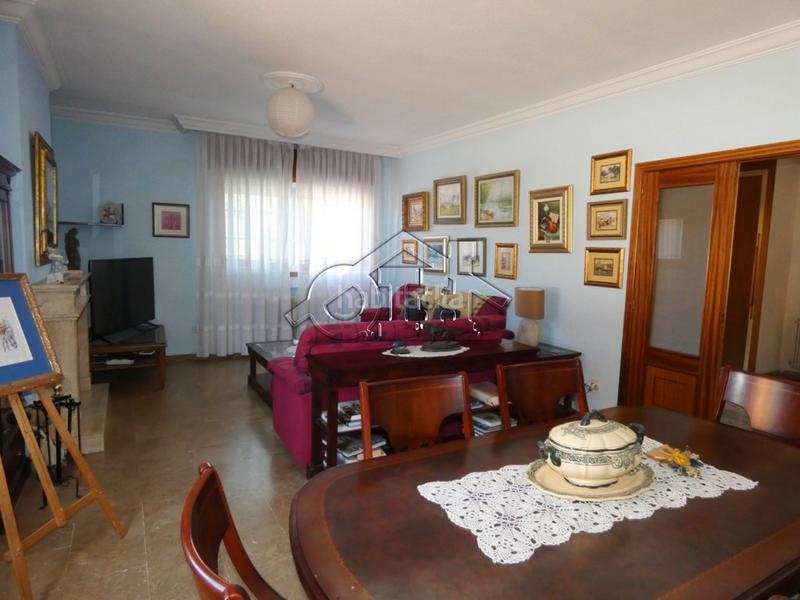 Foto 5532b011-a692-4f42-8c7b-a7e73c79a33b. Chalet mit heizung parking pool in Peñas Albas - Zulema Villalbilla