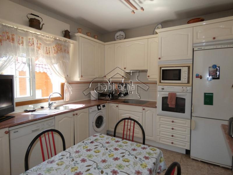Foto 6818ac42-60bd-486b-aa92-14c30716ecad. Chalet mit heizung parking pool in Peñas Albas - Zulema Villalbilla