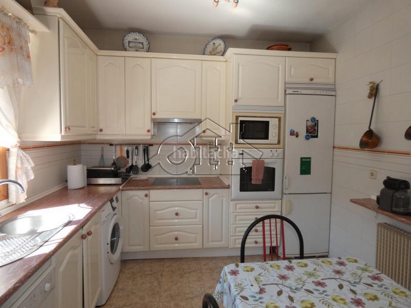 Foto 8060d5b6-8ad4-426e-8269-4073031a1ef4. Chalet mit heizung parking pool in Peñas Albas - Zulema Villalbilla