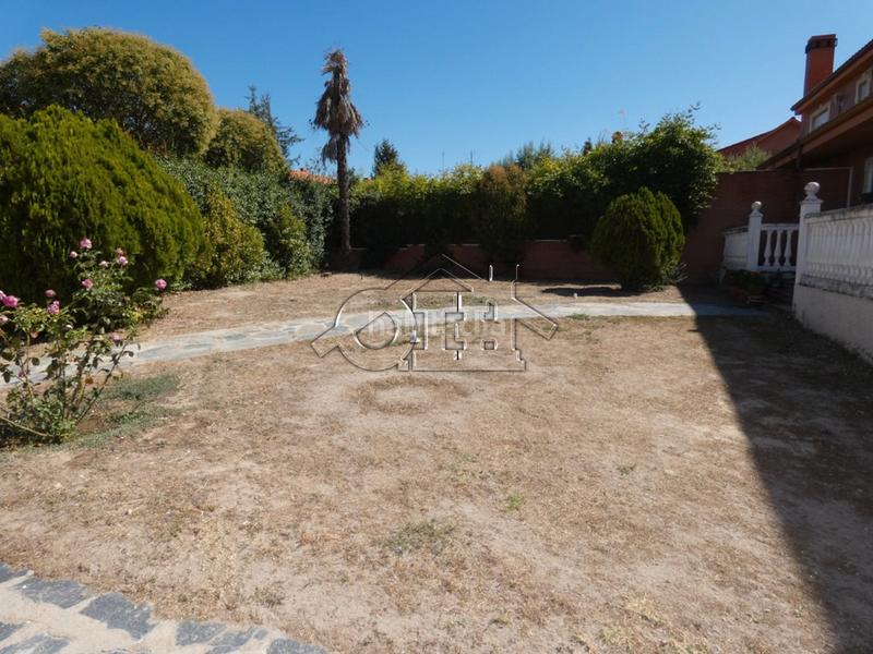 Foto 917ab0dc-b93e-43f2-b6ea-480e77f511a1. Chalet mit heizung parking pool in Peñas Albas - Zulema Villalbilla