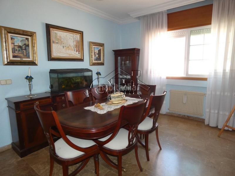 Foto e179f5a7-0de7-44d9-8843-a6ab107ca423. Chalet mit heizung parking pool in Peñas Albas - Zulema Villalbilla