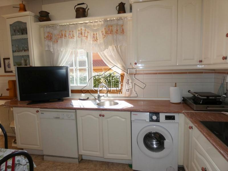 Foto e2d15d83-d3fc-4340-8d9b-c8807187b914. Chalet mit heizung parking pool in Peñas Albas - Zulema Villalbilla