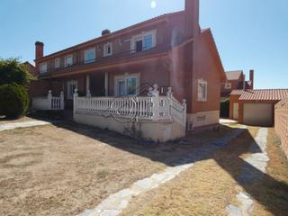 Chalet in Peñas Albas - Zulema